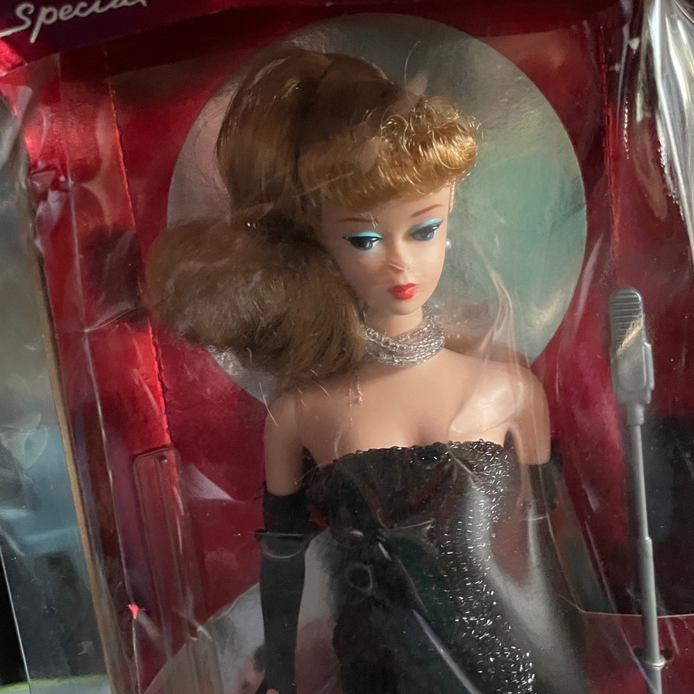 Solo In The Spotlight Special Edition Barbie Doll Blonde 1994 Mattel #13534 NRFB